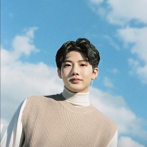 Meet your Posher, Jeehyun